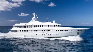 New CA announced on 49m Mondomarine yacht Oceanos for sale